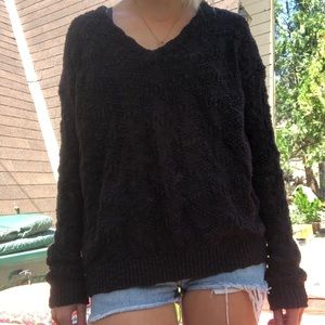 BDG V-neck Sweater